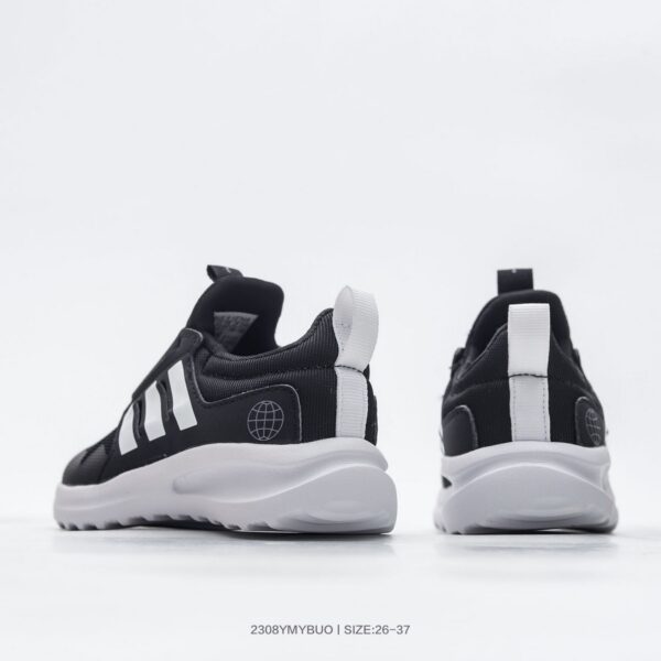 Giày Adidas Adiride Marimeko trẻ em màu đen