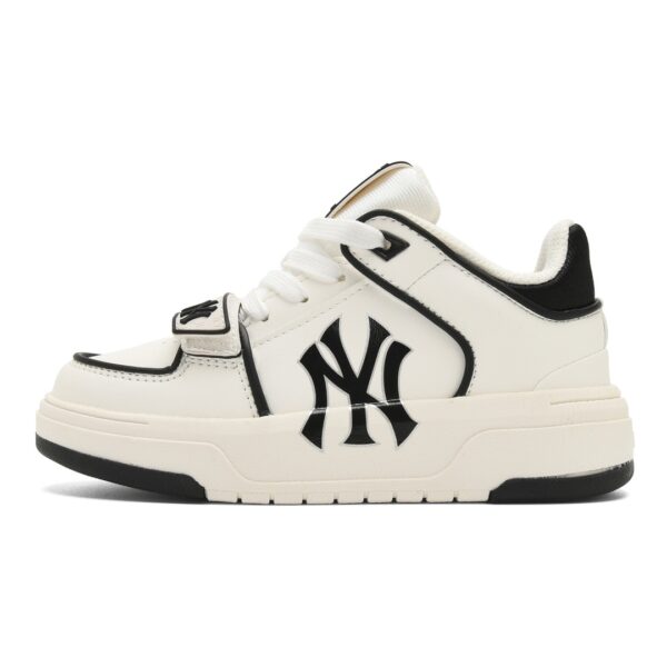 Giày MLB Chunky Liner trẻ em màu đen trắng chữ NY
