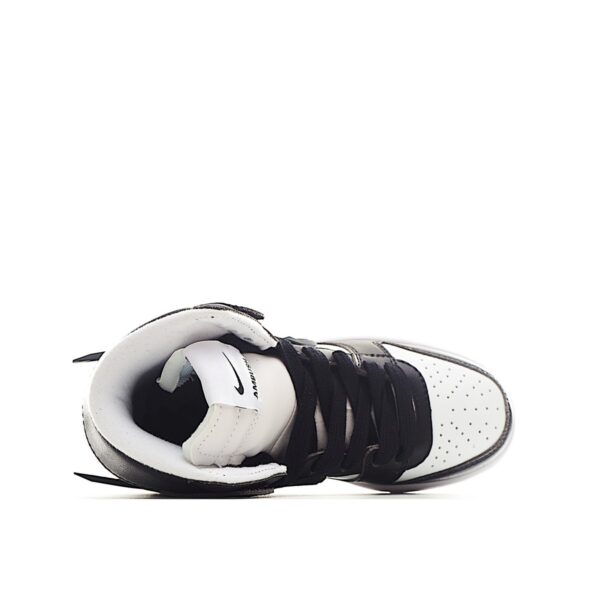 Giày Nike Dunk Hight trẻ em màu đen trắng