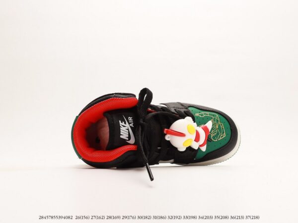 Giày Air Jordan 1 siêu nhân chứng muối mẫu mới