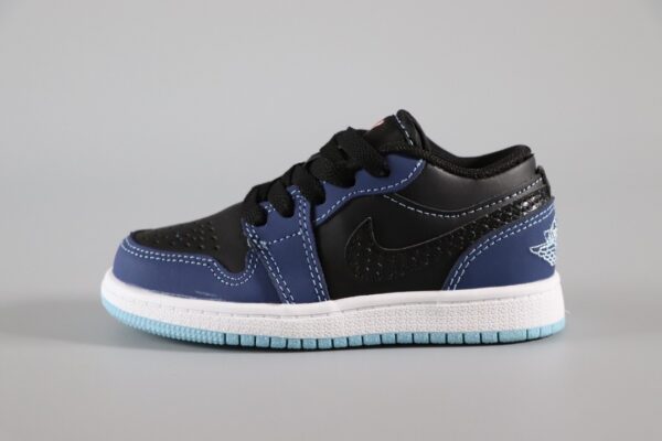 Giày Air Jordan 1 Low trẻ em màu đen xanh