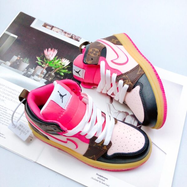 Giày Air jordan 1 trẻ em x Lv màu nâu hồng