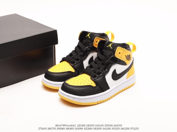 Giày Air Jordan Retro 1 trẻ em màu vàng logo đen