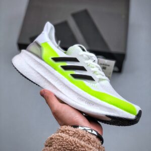 Giày Adidas ULTRABOOST LIGHT màu trắng xanh cốm