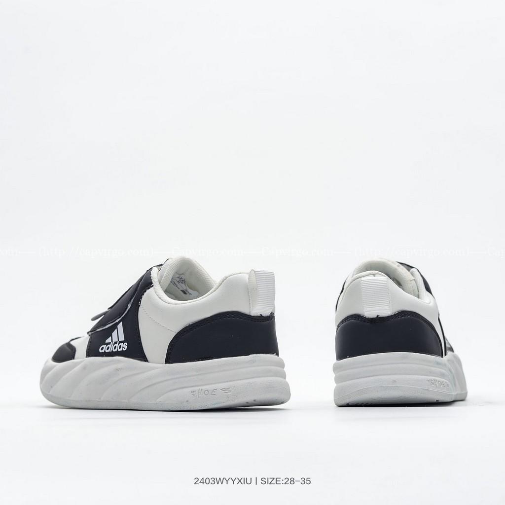 Giày adidas trẻ em màu đen trắng mẫu mới